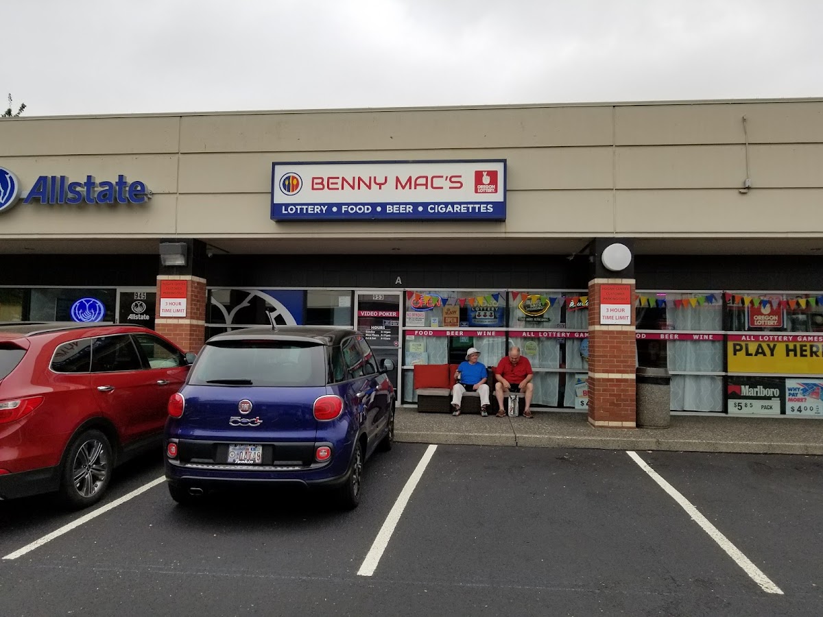 Benny Mac's